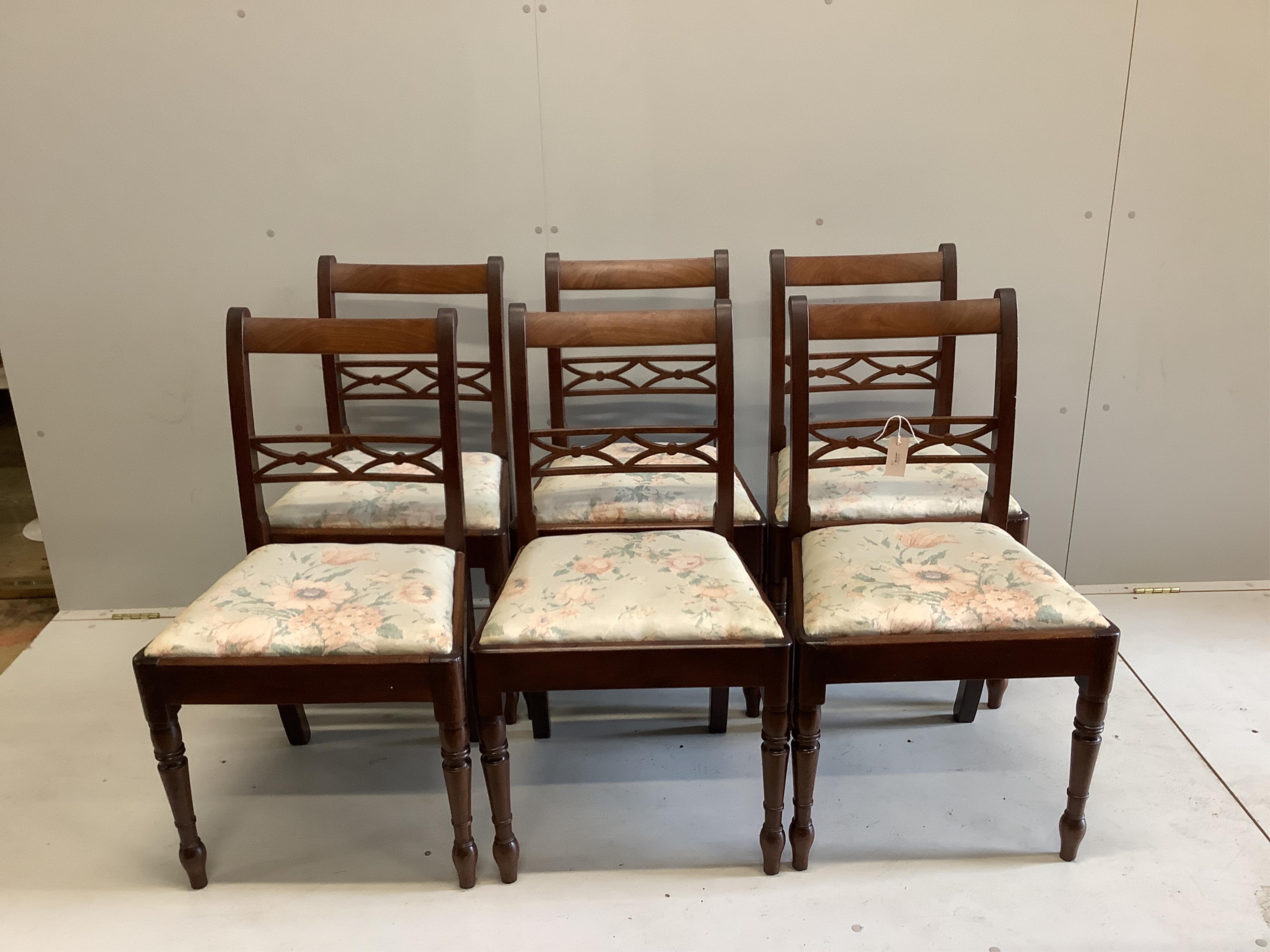 A set of six Regency provincial mahogany dining chairs, width 48cm, height 86cm